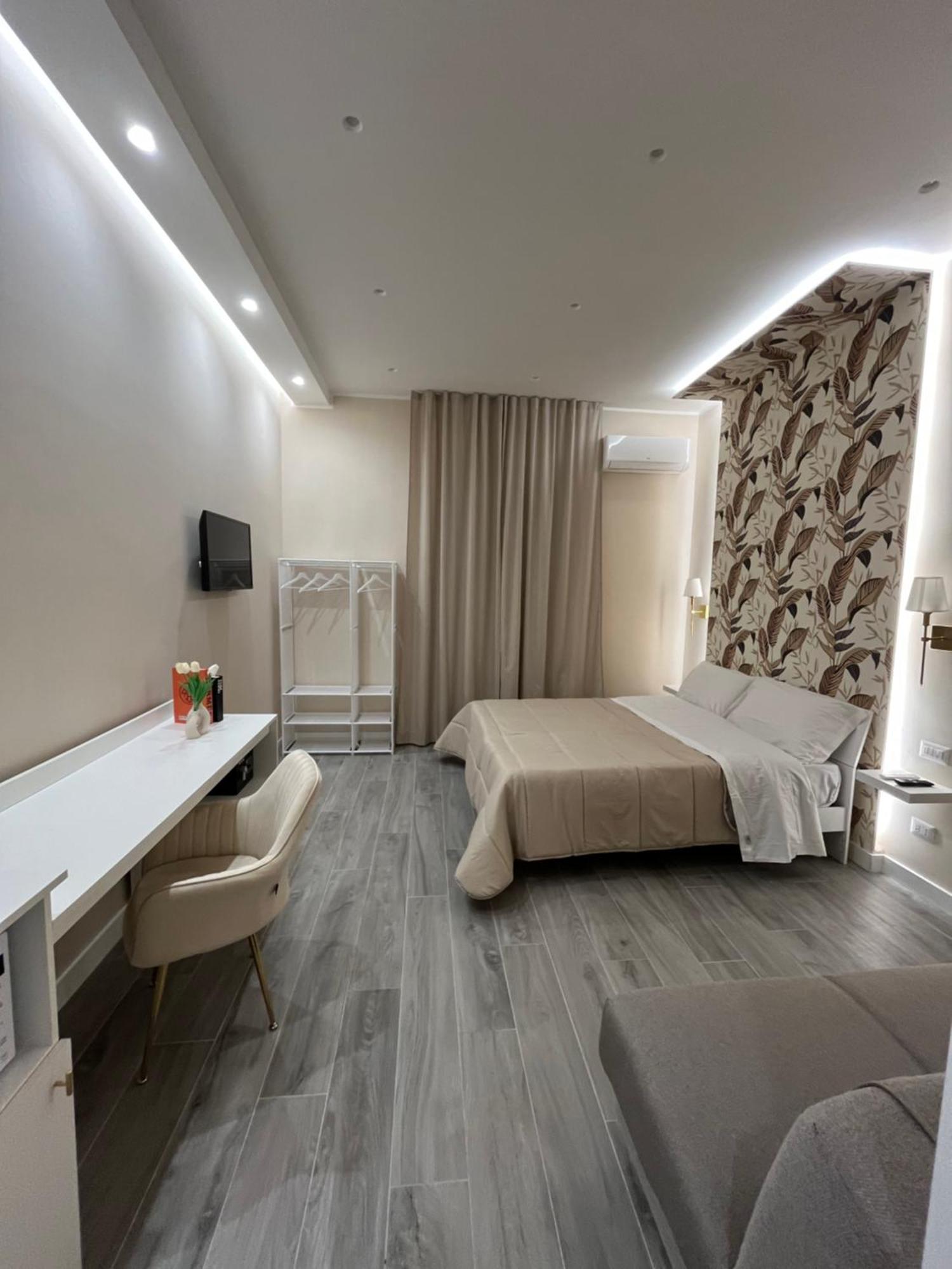 Cloes Rooms Napoli ภายนอก รูปภาพ