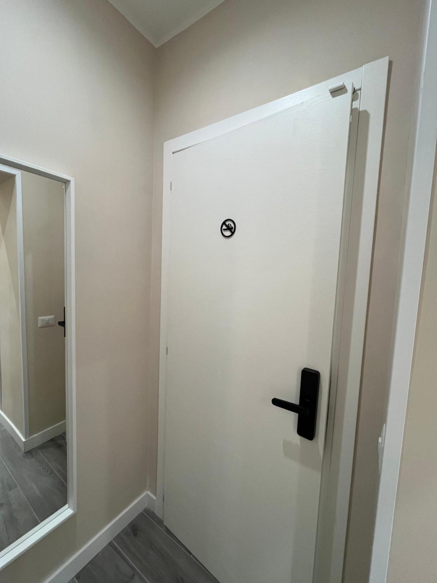 Cloes Rooms Napoli ภายนอก รูปภาพ