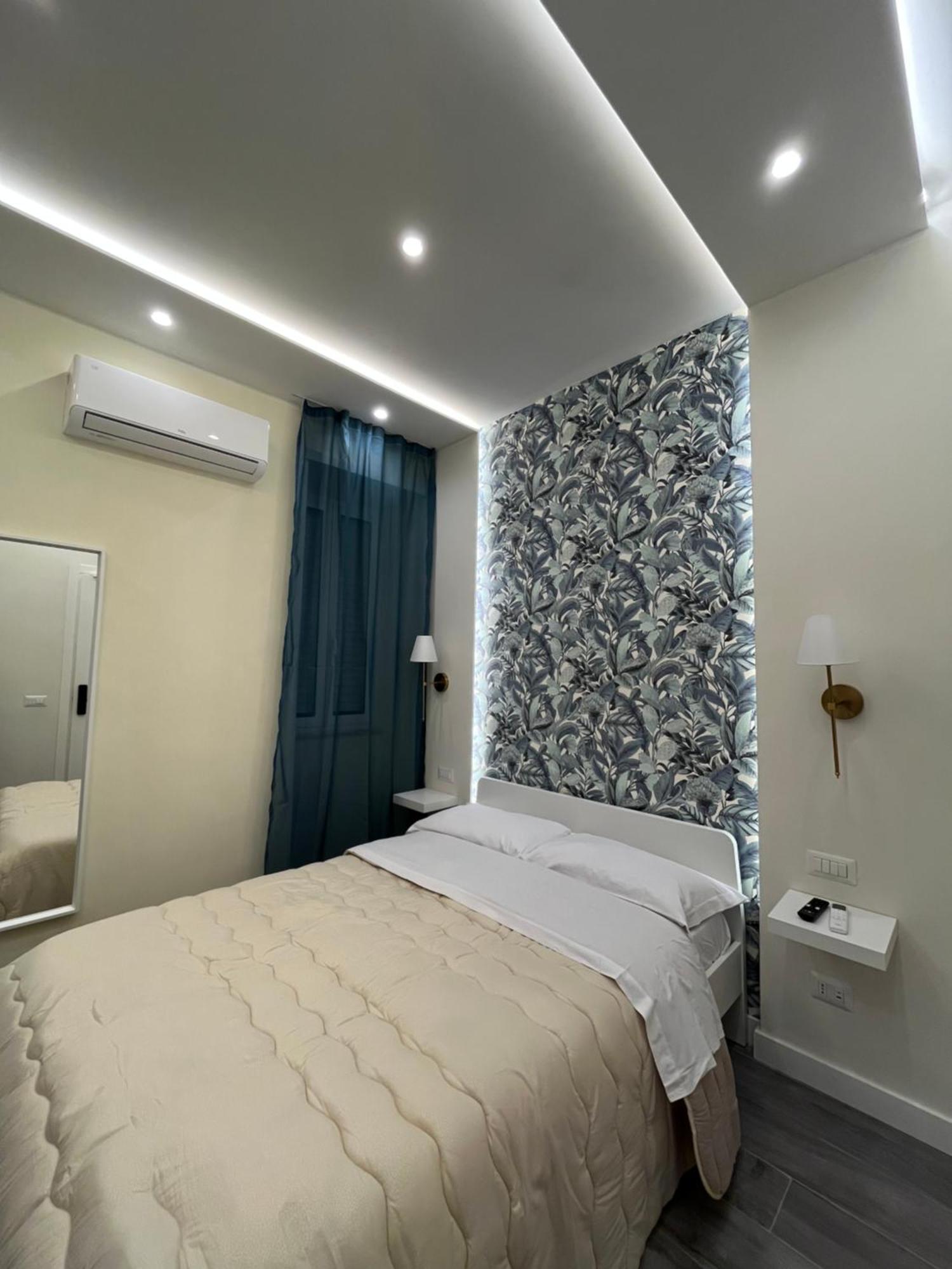 Cloes Rooms Napoli ภายนอก รูปภาพ