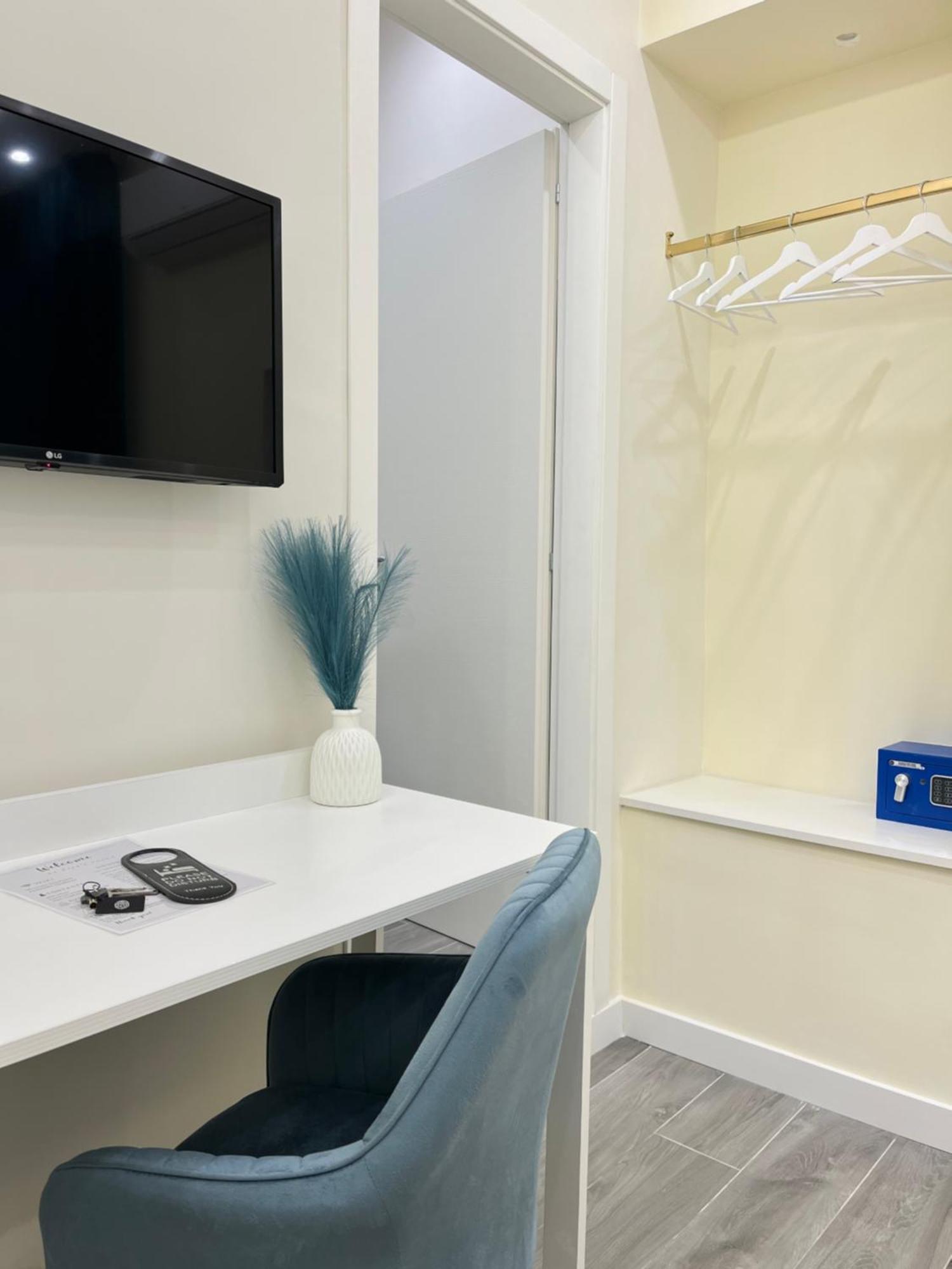 Cloes Rooms Napoli ภายนอก รูปภาพ